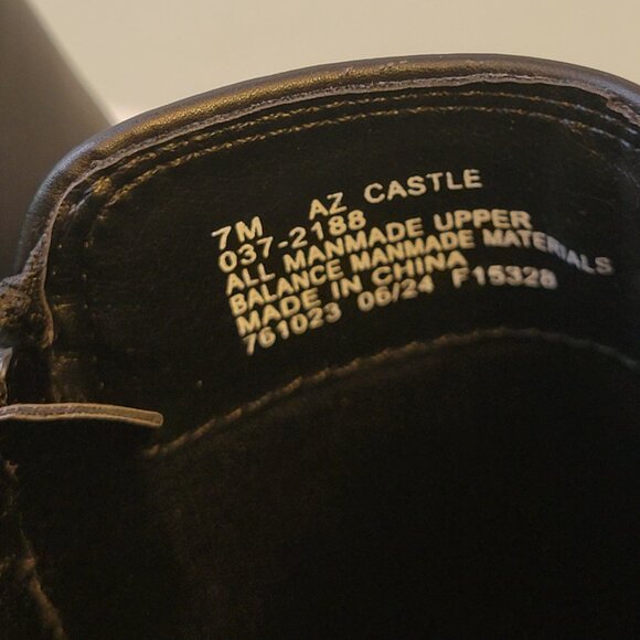 Arizona Jean Co Womens Castle Stacked Heel Booties New in Box - Picture 6 of 9